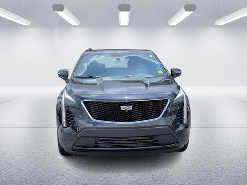 Certified 2022 Cadillac XT4 Sport w/ Enhanced Visibility Package FWD image 10