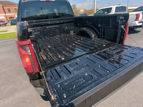 Used 2024 Ford F150 XLT w/ Mobile Office Package image 24