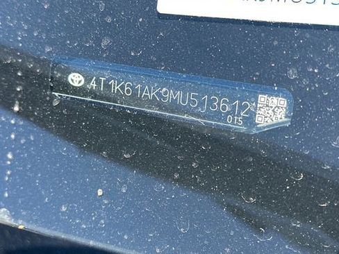 Used 2021 Toyota Camry XSE FWD image 5