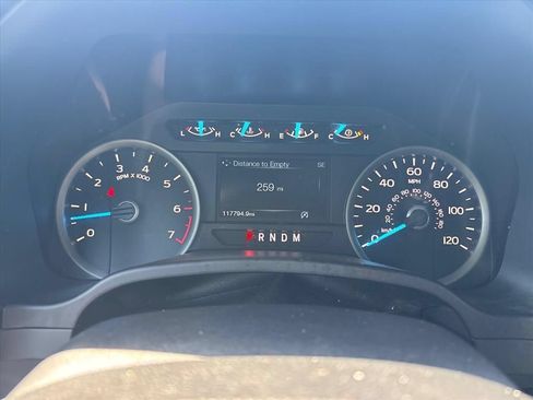 Used 2018 Ford F150 XLT w/ Equipment Group 302A Luxury AWD/4WD image 28