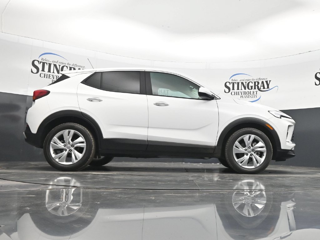 Used 2024 Buick Encore GX Preferred w/ Comfort Package FWD image 33