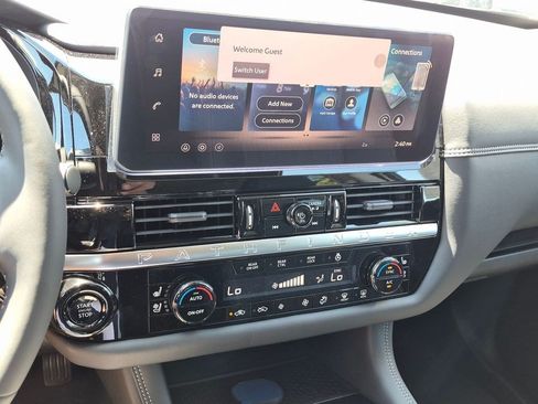 New 2026 Nissan Pathfinder Platinum w/ Accent Package AWD/4WD image 15