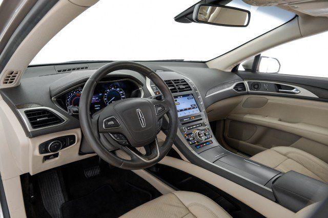 Used 2019 Lincoln MKZ Reserve FWD image 14