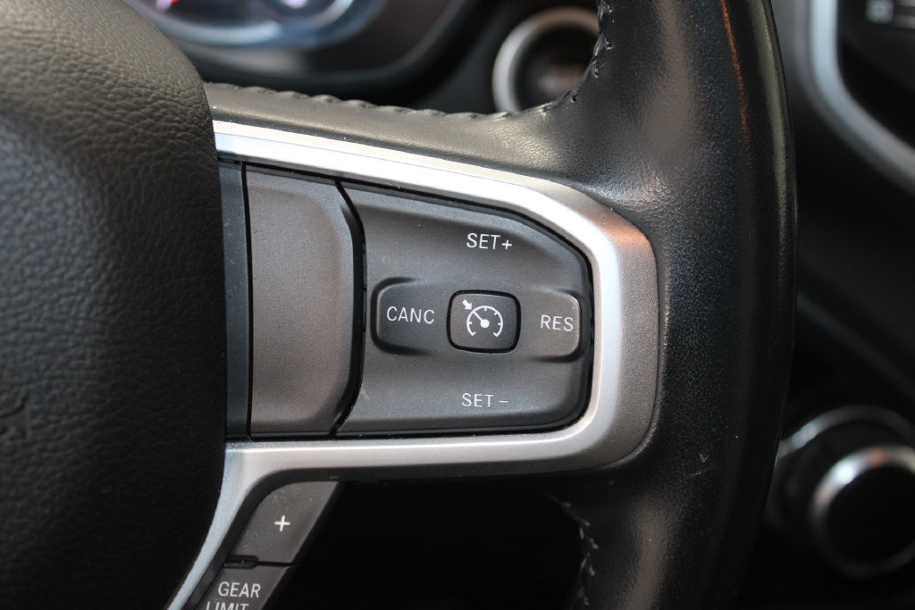 Used 2023 RAM 1500 Big Horn AWD/4WD image 24