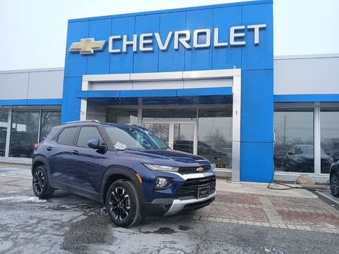 Used 2023 Chevrolet TrailBlazer LT w/ Convenience Package image 1
