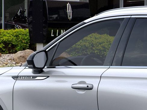 New 2024 Lincoln Corsair Reserve image 23