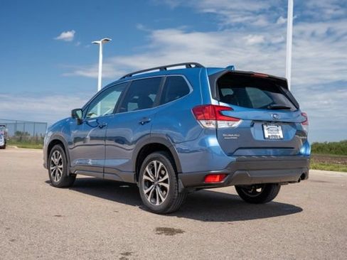 Used 2022 Subaru Forester Limited w/ Popular Package #3 AWD/4WD image 4