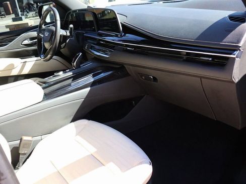 Used 2021 Cadillac Escalade Sport w/ Driver Assist Tech Package image 11