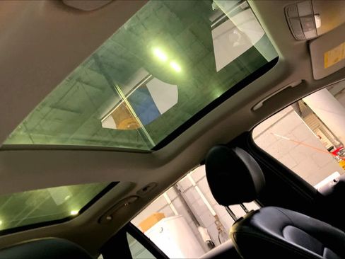 Used 2017 Mercedes-Benz GLC 300 GLC 300 image 13