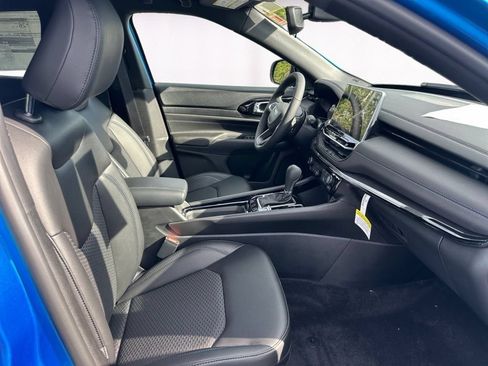 New 2026 Jeep Compass Latitude AWD/4WD image 9