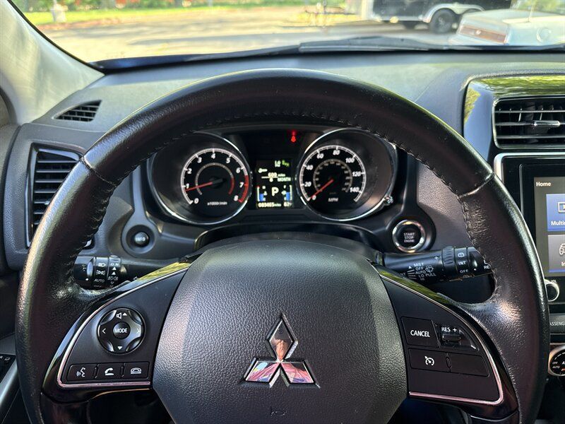 Used 2020 Mitsubishi Outlander Sport Black Edition AWD/4WD image 35