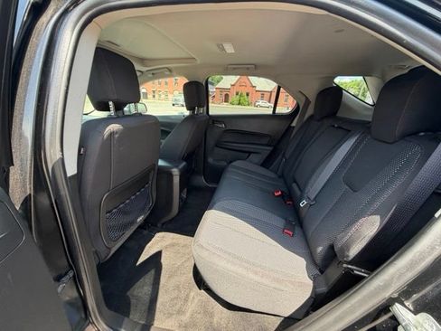 Used 2017 Chevrolet Equinox LT w/ Convenience Package AWD/4WD image 14