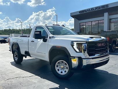 New 2025 GMC Sierra 3500 Pro w/ Convenience Package
