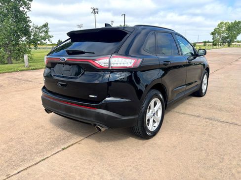 Used 2017 Ford Edge SE image 27
