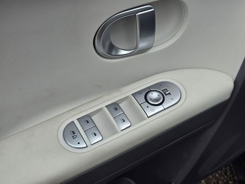 Used 2024 Hyundai Ioniq 5 SEL image 22