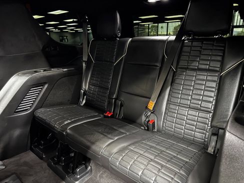 Used 2022 Cadillac Escalade Sport Platinum w/ Heavy-Duty Trailer Package image 46