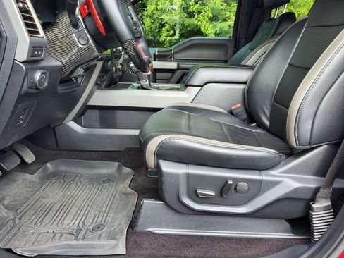 Used 2018 Ford F150 Raptor w/ Equipment Group 802A Luxury AWD/4WD image 23