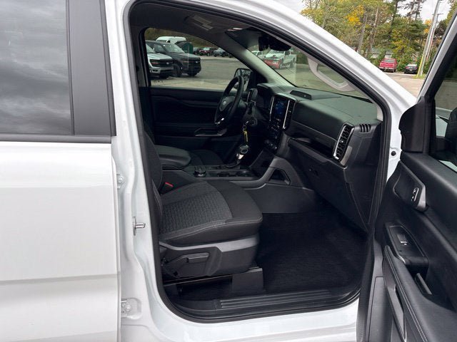 Used 2025 Ford Ranger XLT w/ Advanced Towing Package AWD/4WD image 6