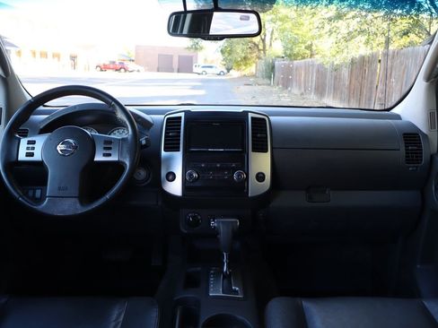 Used 2012 Nissan Xterra PRO-4X w/ Pro-4x Leather Pkg image 15