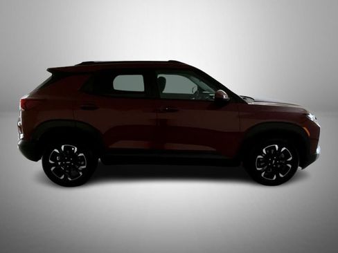 Certified 2023 Chevrolet TrailBlazer LT w/ Convenience Package FWD image 4