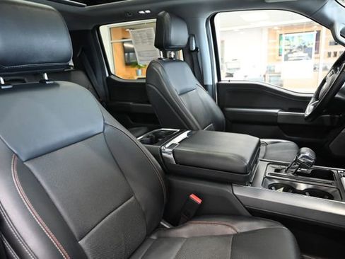 Used 2022 Ford F150 Lariat w/ Equipment Group 502A High image 11