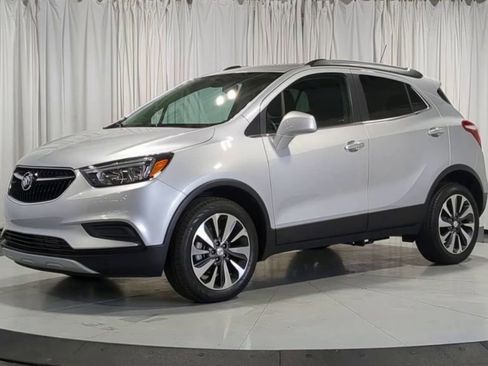 Used 2022 Buick Encore Preferred w/ Safety Package AWD/4WD image 5