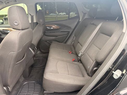 Used 2020 GMC Terrain SLE AWD/4WD image 12
