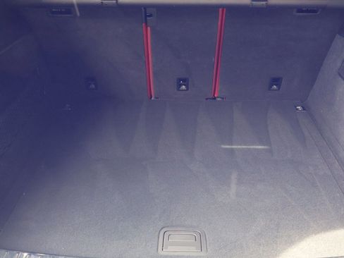 Certified 2023 Porsche Cayenne Platinum Edition image 22