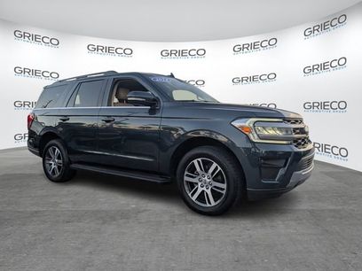 Used 2024 Ford Expedition XLT