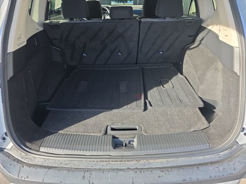 Used 2023 Nissan Rogue SV image 23