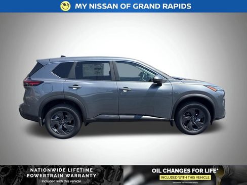 New 2026 Nissan Rogue SV AWD/4WD image 7