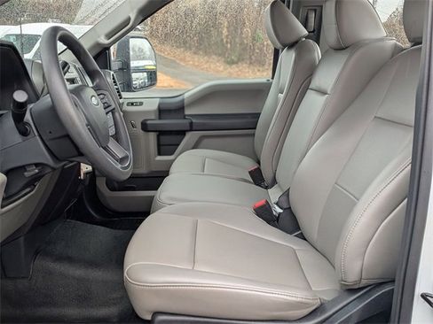 Used 2022 Ford F250 XL w/ Power Equipment Group image 14