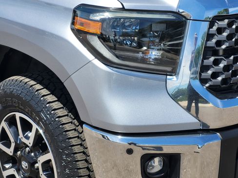 Certified 2021 Toyota Tundra SR5 w/ TRD Off-Road Package AWD/4WD image 5