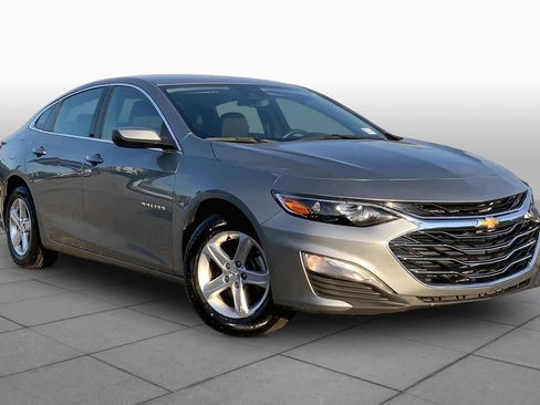 Used 2023 Chevrolet Malibu LT FWD image 3