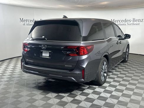 Used 2025 Honda Odyssey Touring image 7