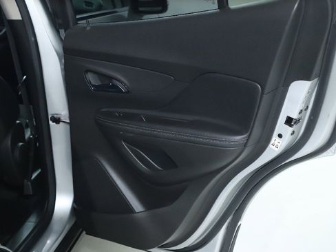 Used 2019 Buick Encore Preferred image 30