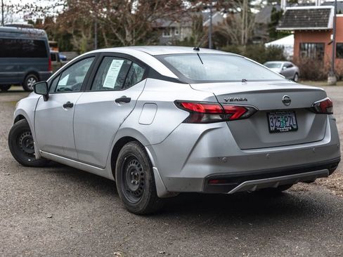 Used 2020 Nissan Versa S image 6