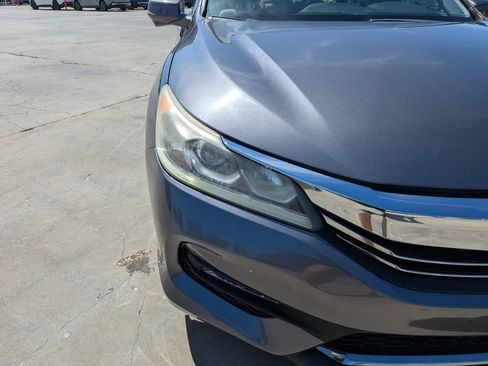 Used 2016 Honda Accord EX-L image 10