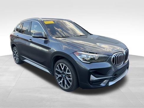 Used 2020 BMW X1 sDrive28i w/ Convenience Package FWD image 3
