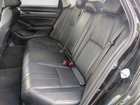 Used 2022 Honda Accord EX-L image 18