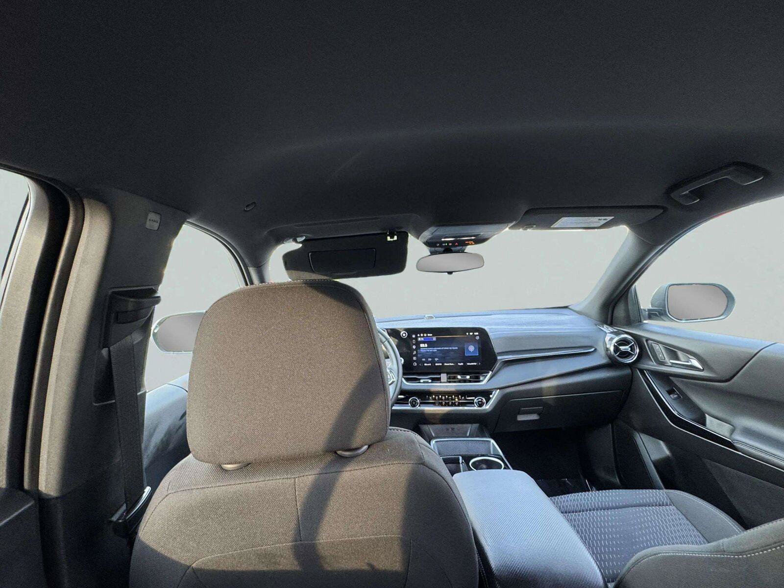 Used 2025 Chevrolet Equinox LT AWD/4WD image 39