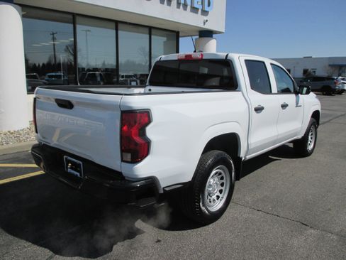 Used 2023 Chevrolet Colorado W/T w/ WT Convenience Package image 3