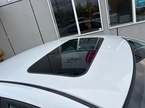 Used 2012 MAZDA MAZDA3 i Touring FWD image 18