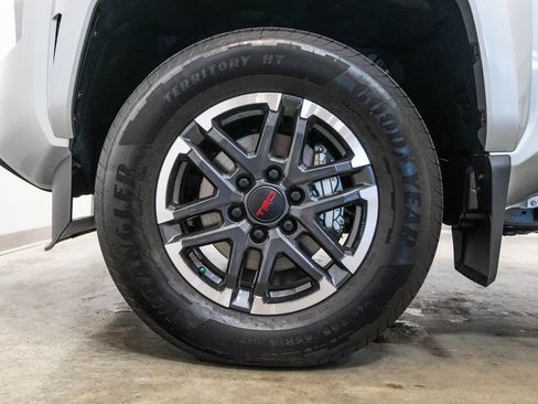Certified 2026 Toyota Tacoma TRD Sport AWD/4WD image 11