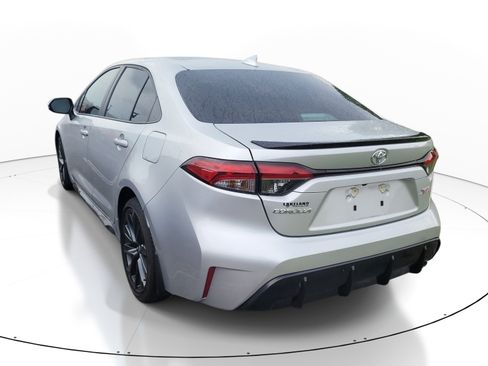Used 2025 Toyota Corolla XSE FWD image 5