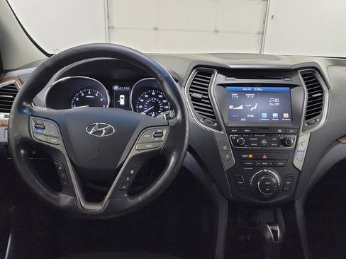 Used 2018 Hyundai Santa Fe Sport FWD image 12