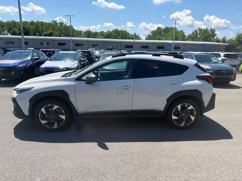 Used 2025 Subaru Crosstrek 2.5i Limited AWD/4WD image 3