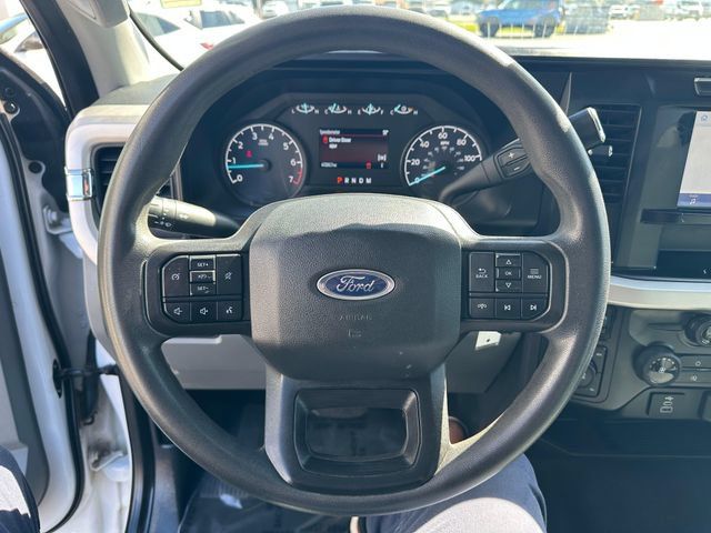 Used 2024 Ford F350 XLT AWD/4WD image 12
