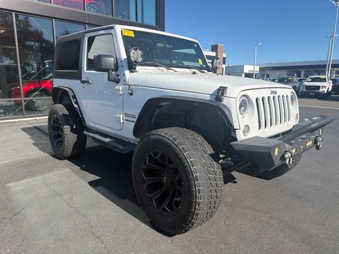Used 2017 Jeep Wrangler Sport w/ Quick Order Package 24S AWD/4WD image 1