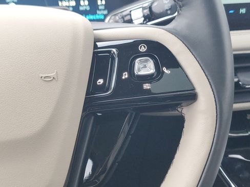 New 2026 Lincoln Corsair Grand Touring image 18